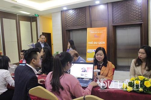 Ban Tổ chức phát hành Thẻ du lịch thuộc chương trình “Thẻ Việt - Một thẻ quốc gia” dành cho du khách - hỗ trợ thanh toán tiện lợi, trải nghiệm thông minh.